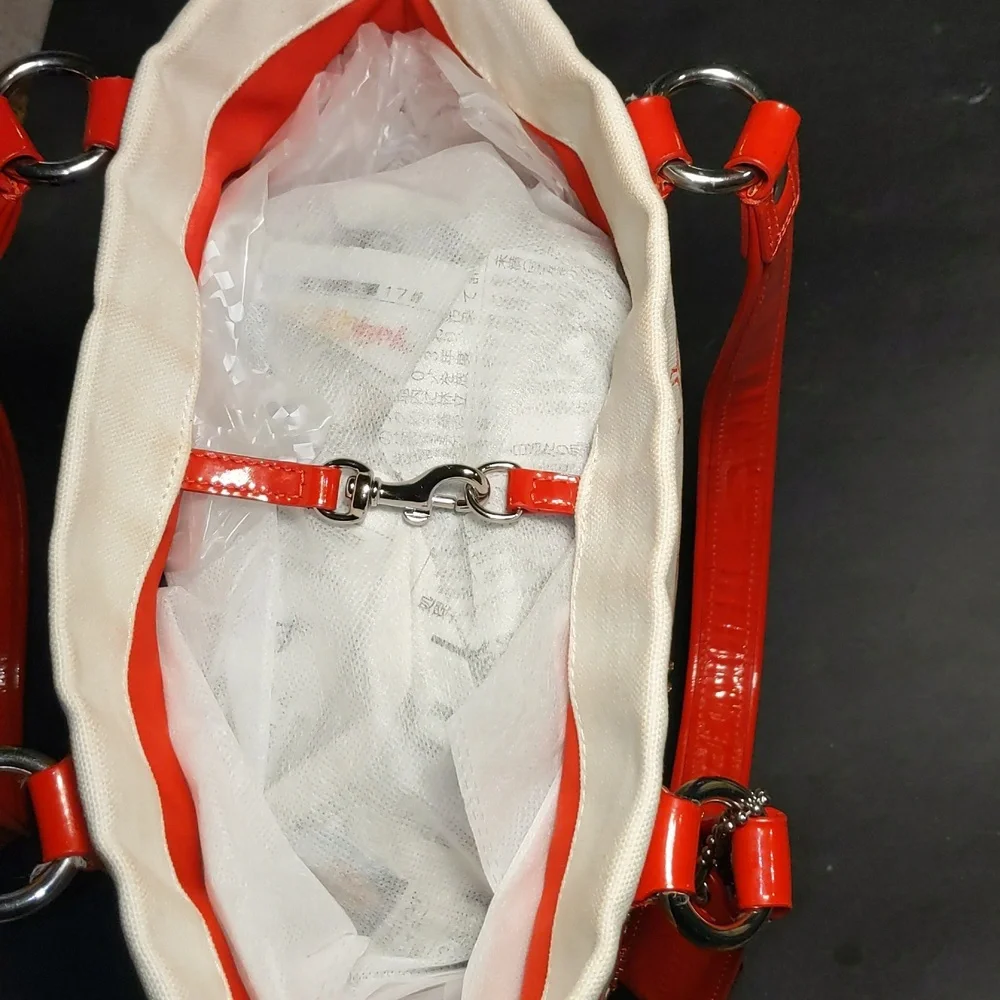 RARE Coach Poppy Cherry Chan Tote Bag - Picture 7 of 15